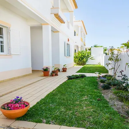 Πανσιόν Casa Do Topo *